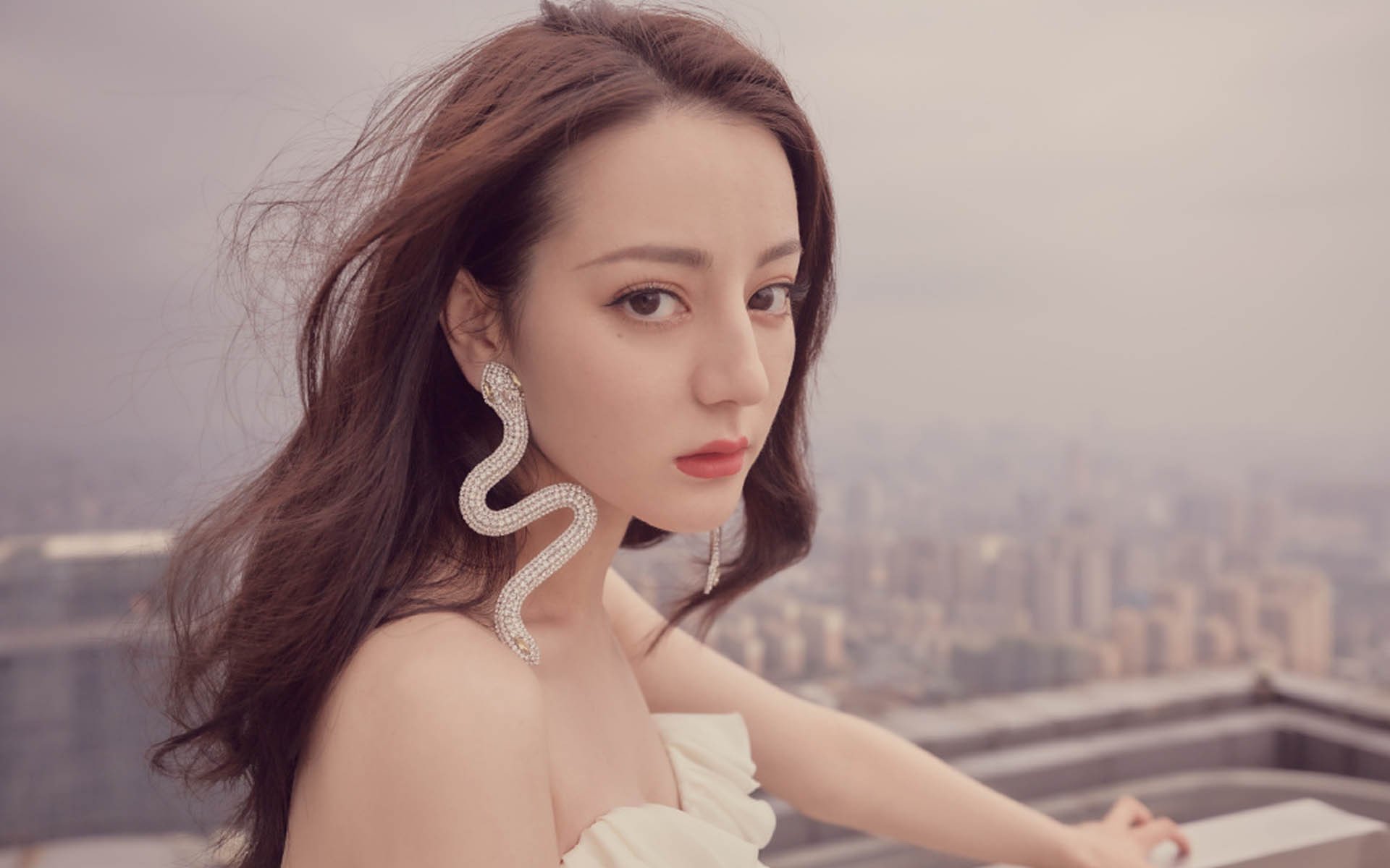 伯恩利客场大胜,胜利后排名提升,伯恩利实力怎么样